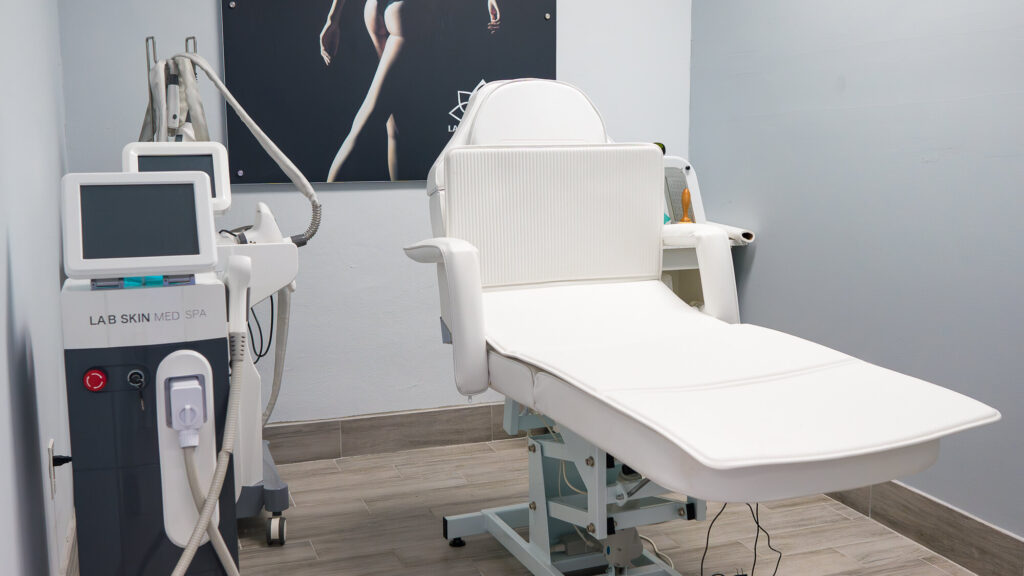Laser and body contouring suite